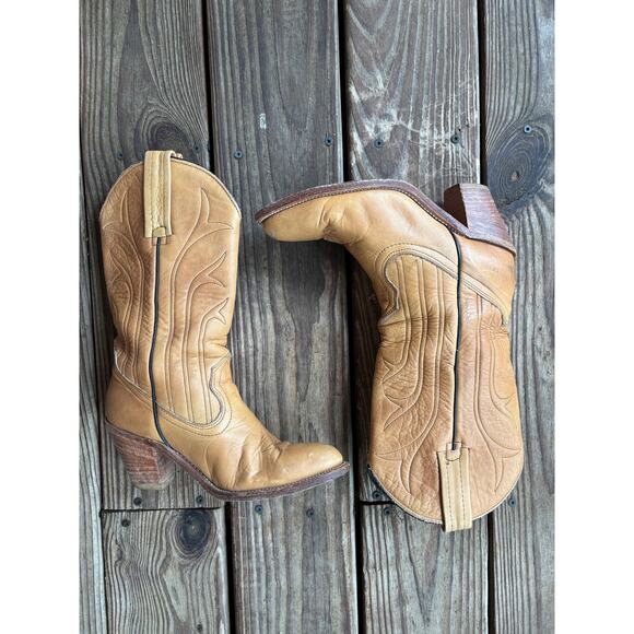 Vintage Frye Tan Western Boots Size 8 - Cowboy Cowgirl Boots - Picture 2 of 8